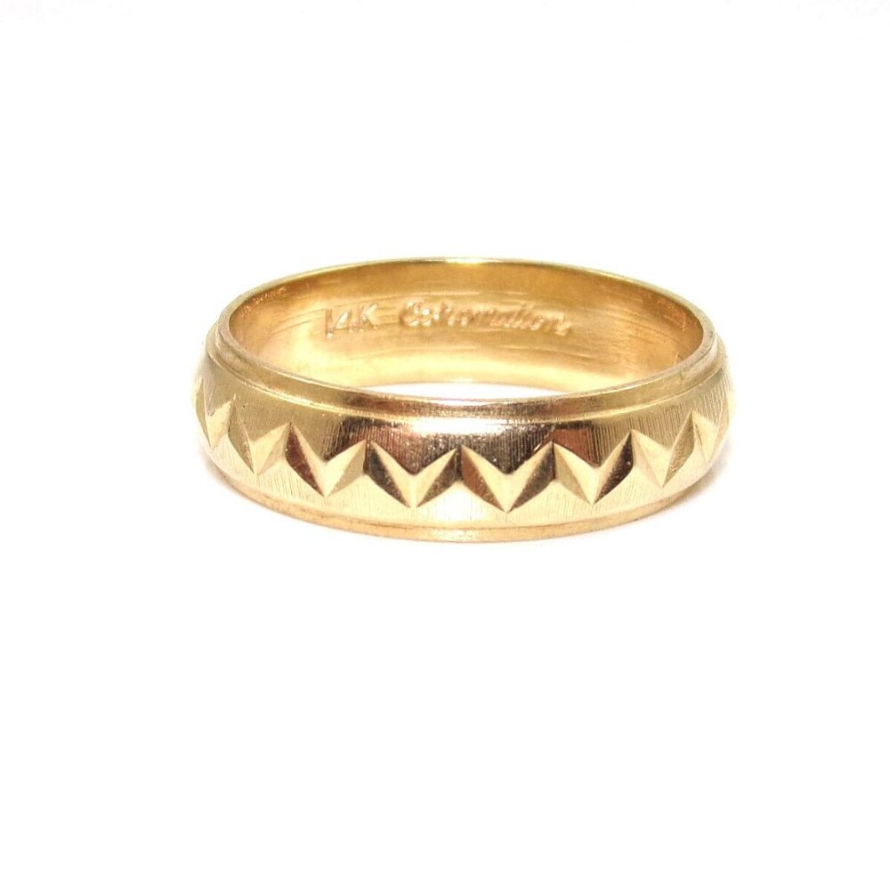 14K Yellow Gold Diamond Cut Men's Wedding Band Ring Size 10.25